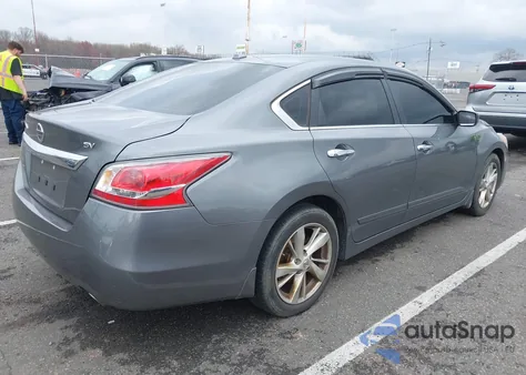 2015 Nissan Altima 2.5 Sv из США, поврежденный, VIN 1N4AL3APXFC950355